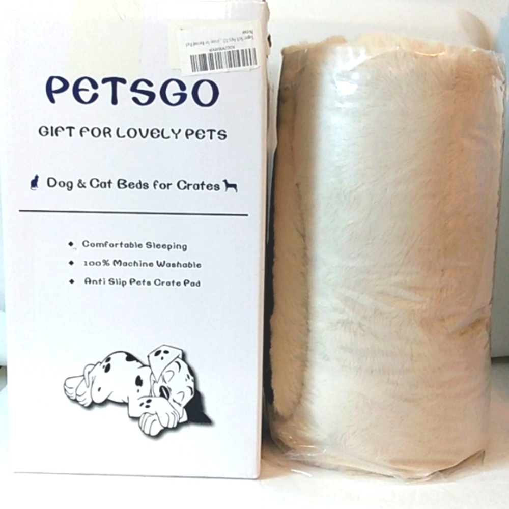 PETSGO PLUSH DOG OR CAT ANTI-SLIP KENNEL PAD CRATE BED